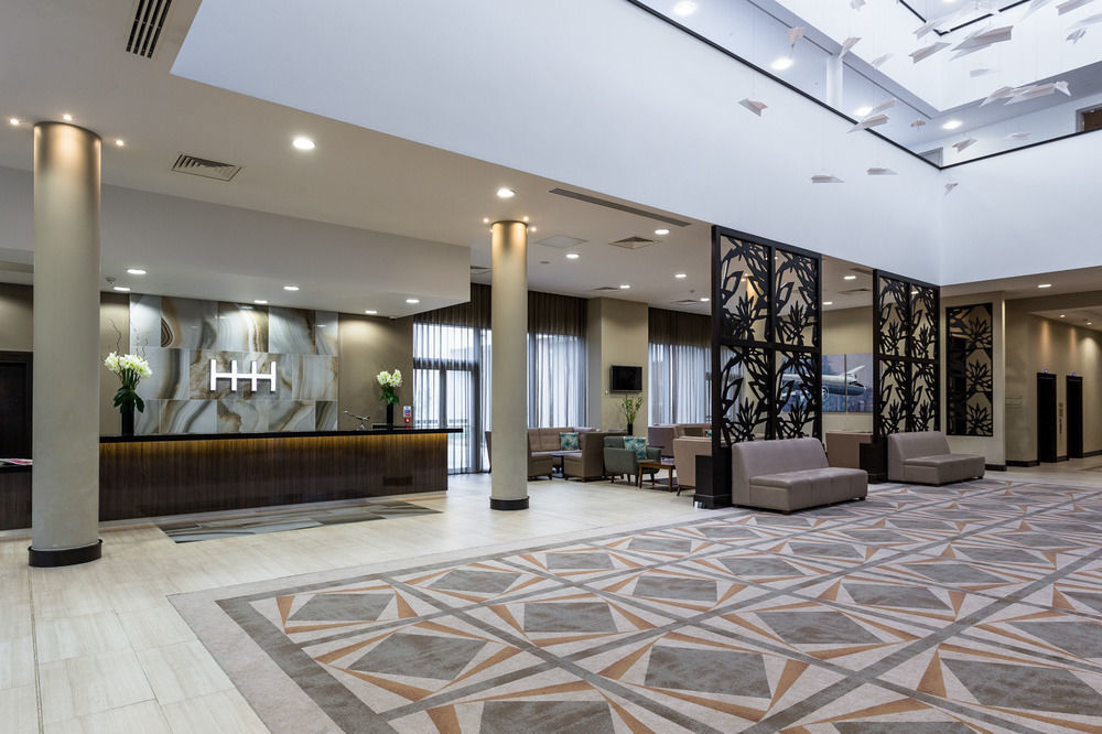 Heston Hyde Отель 4*